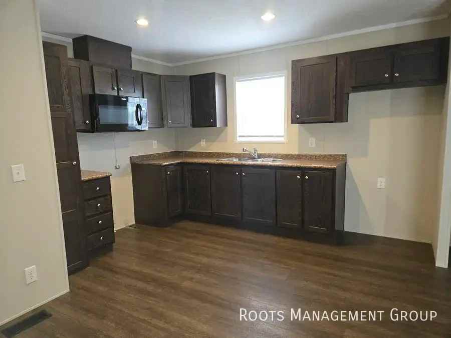 2968 Apollo Dr - Photo 2 of 14