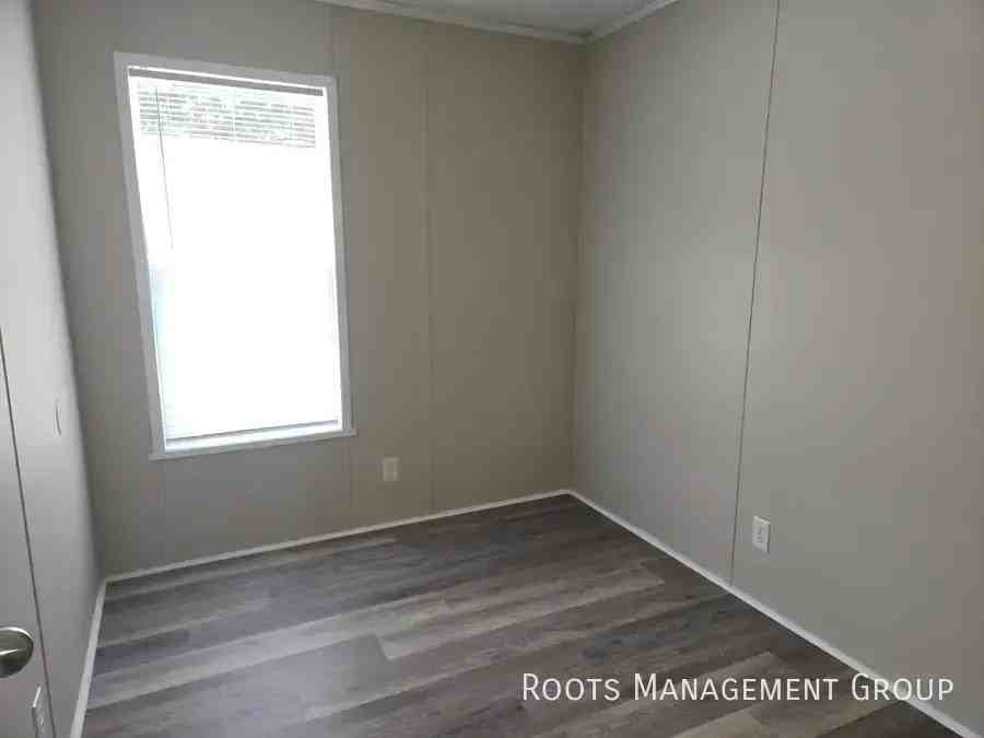 2968 Apollo Dr - Photo 5 of 14