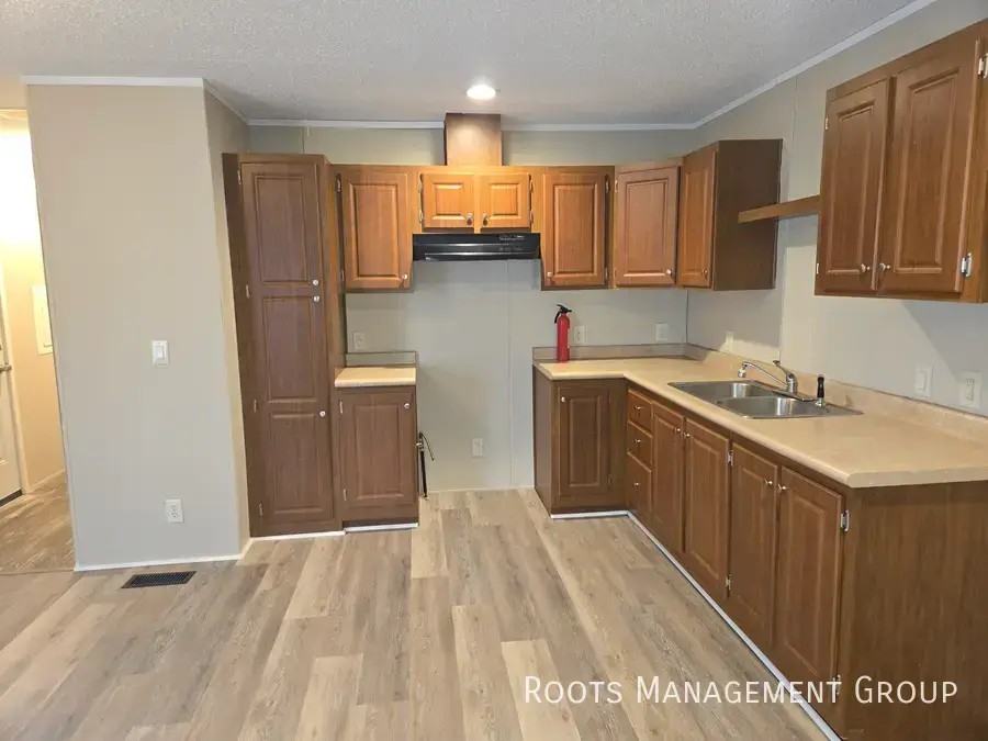 2881 Gemini St - Photo 5 of 18