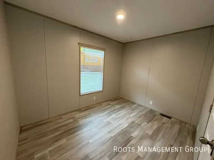 104 Oak Dr #104O - Photo 6 of 15