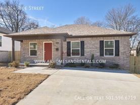 1014 Rice St - Photo 1 of 1