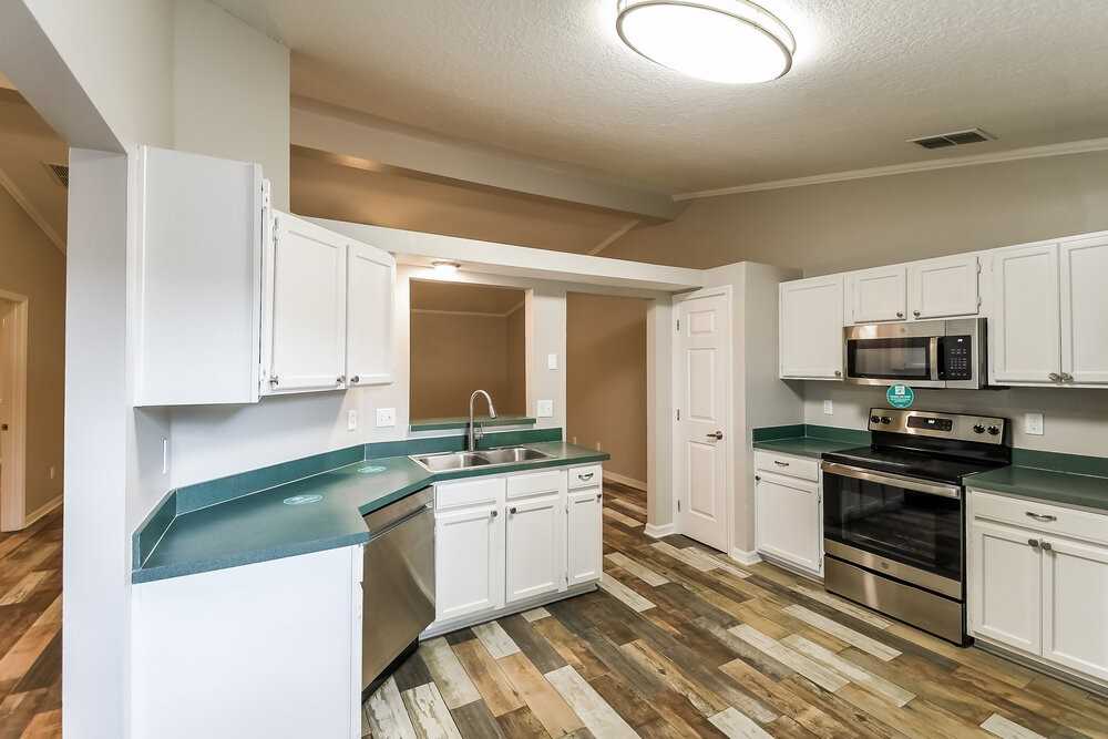 2931 Biloxi Trl - Photo 6 of 15