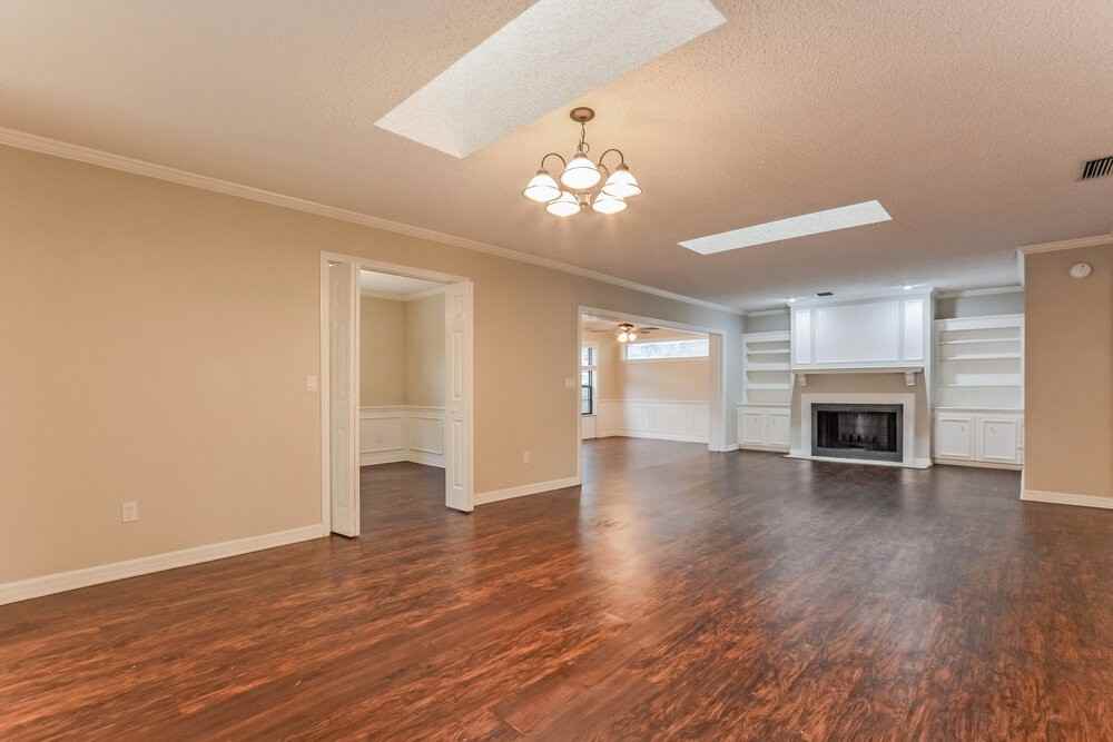 1546 Lake Marion Dr - Photo 3 of 16