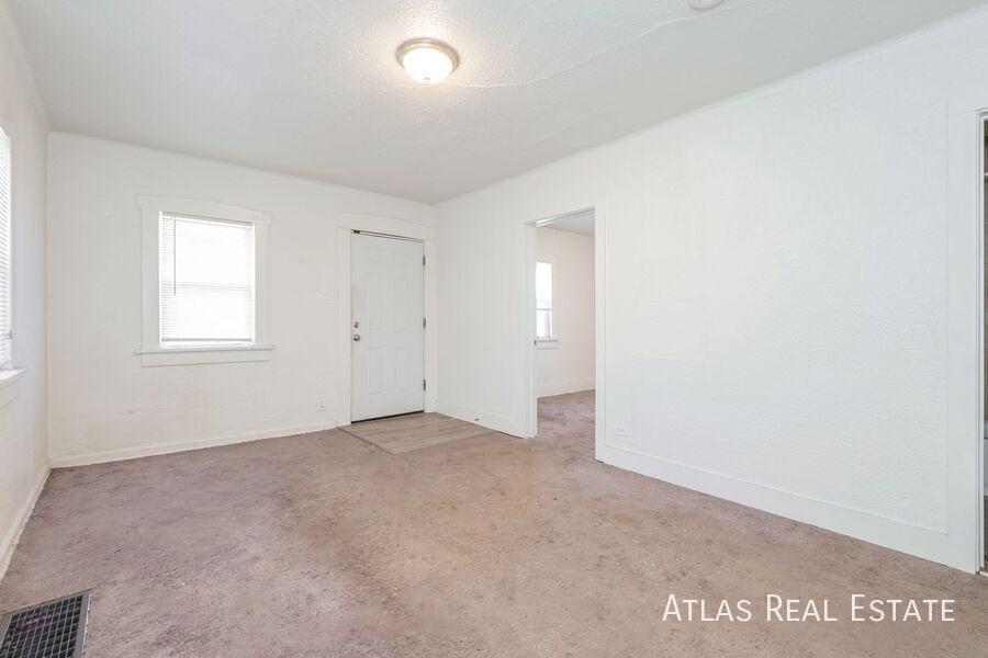 4424 W Alameda Ave - Photo 6 of 15