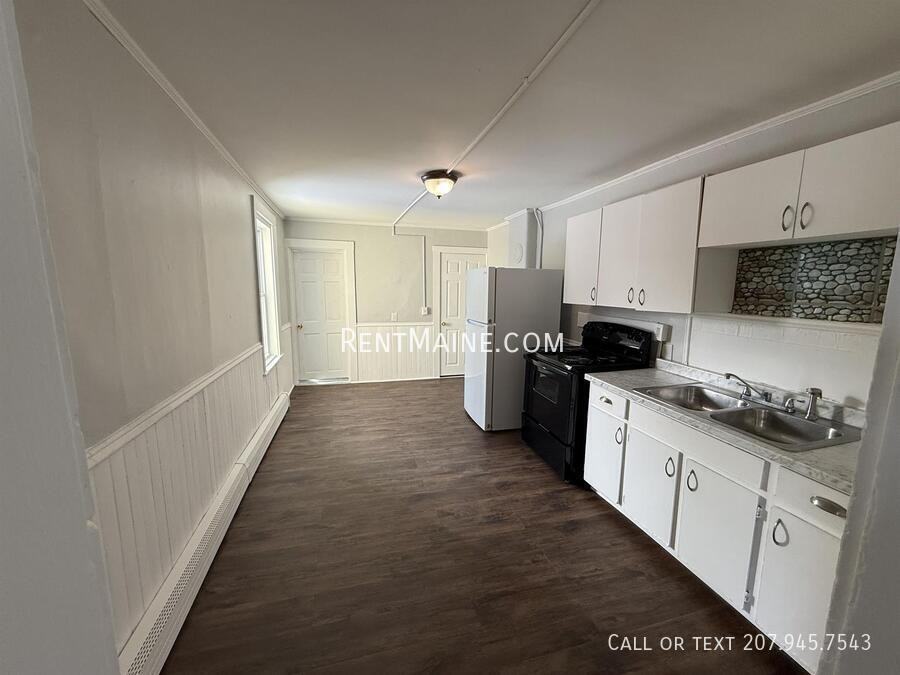 22 Birch St #1 - Photo 2 of 11