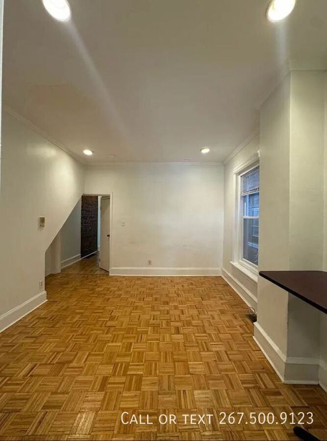 236 Buckingham Pl #1 - Photo 7 of 24