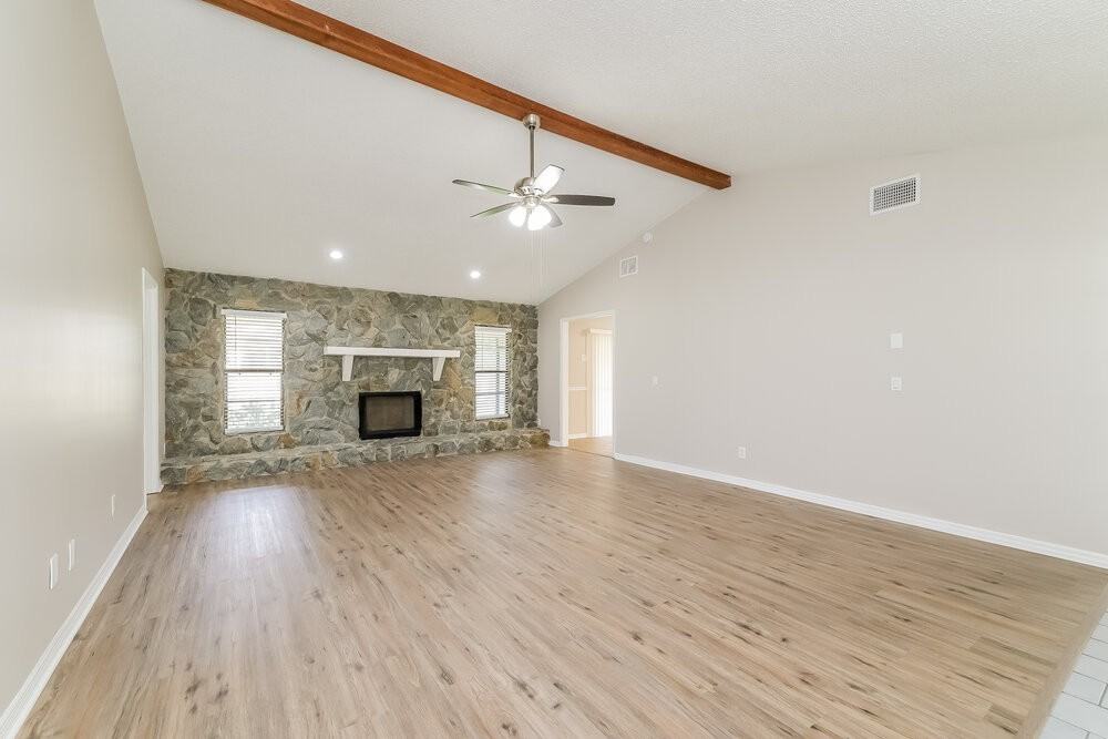 206 College Grove Cir Ne - Photo 4 of 16