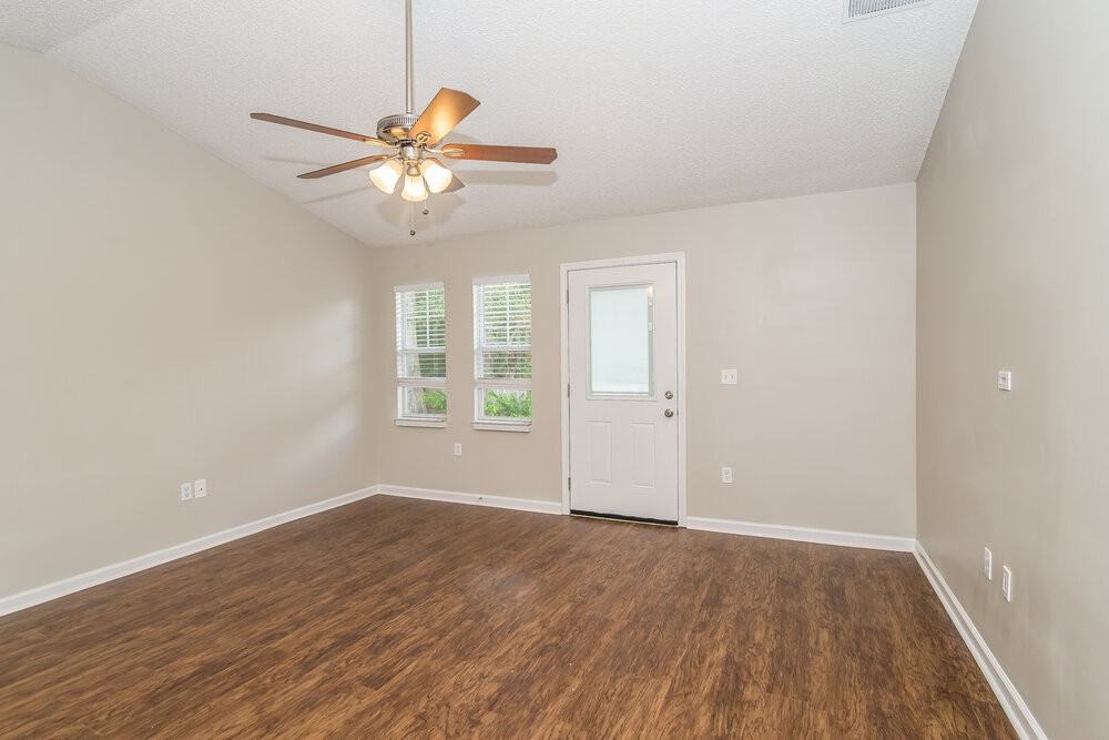 2672 Secret Harbor Dr - Photo 5 of 14