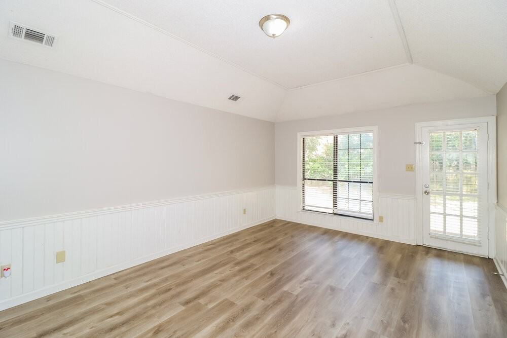 4550 Quail Ridge Trl - Photo 4 of 19