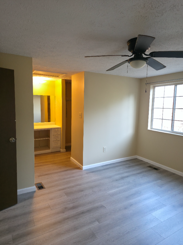 1771 Hillmeade Sq - Photo 4 of 7