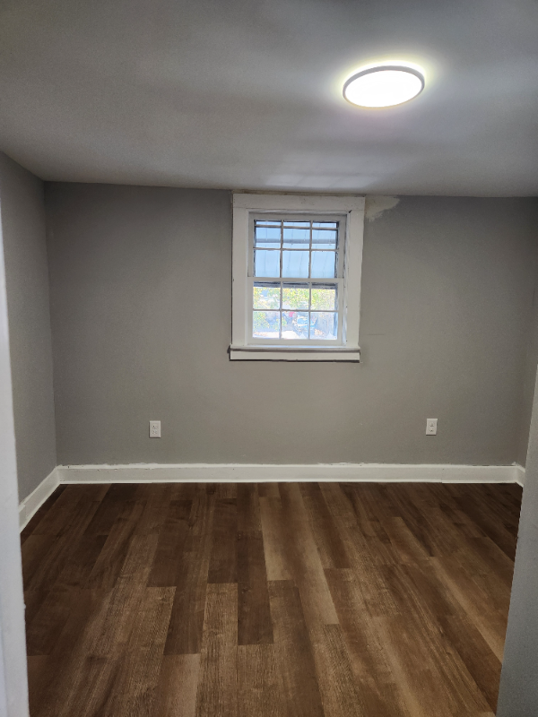 620 Maple Ave #102 - Photo 3 of 5