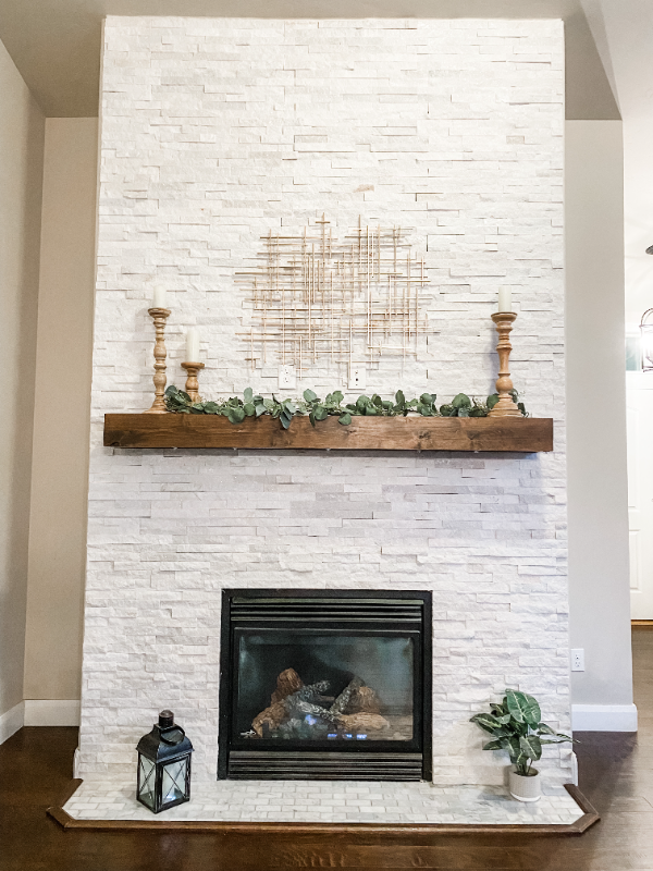 514 N Vandries Way - Photo 4 of 20