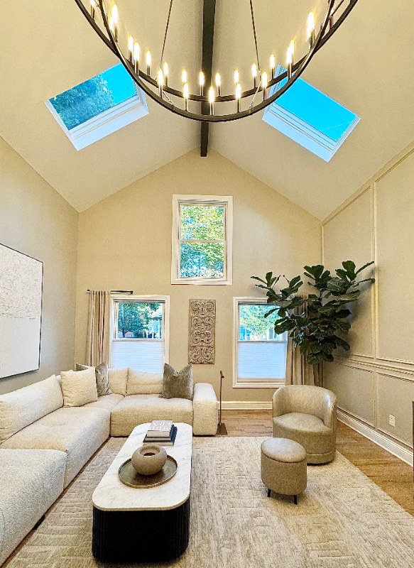 1882 W 44th St - Photo 4 of 16