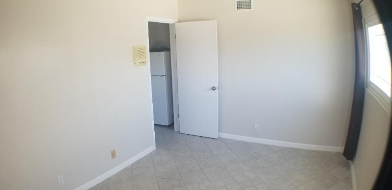 520 S Flower St #11 - Photo 7 of 17