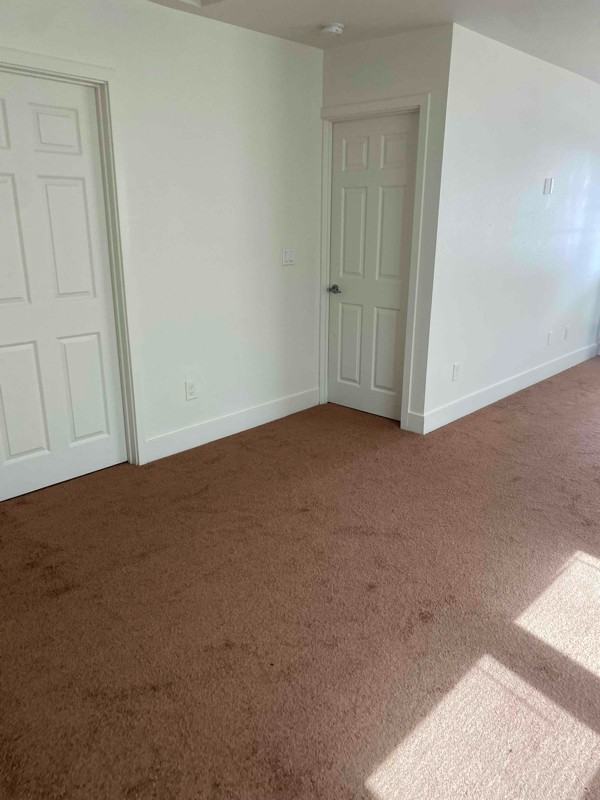 730 S 46th St - Photo 5 of 22