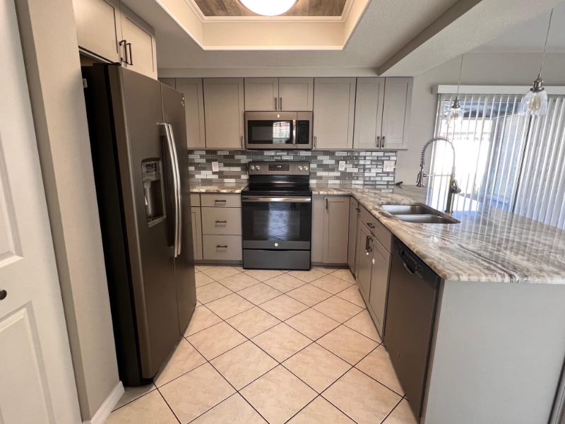 4317 Chipmunk Dr - Photo 6 of 13