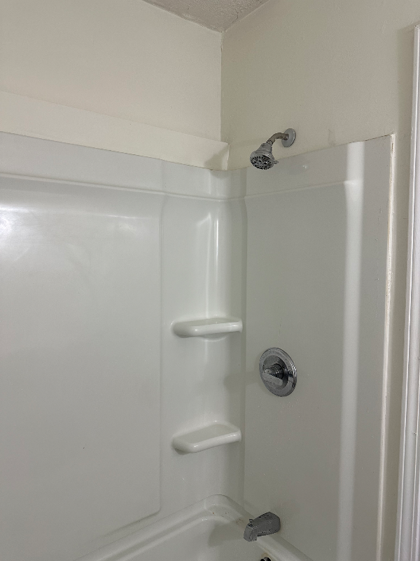 1954 Lakeview Rd #D - Photo 5 of 7