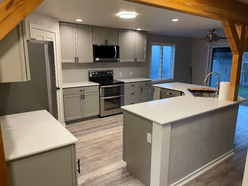 951 Sw Rimrock Rd - Photo 2 of 18