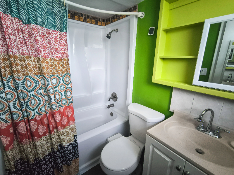 1418 Collins Ave #403 - Photo 6 of 10