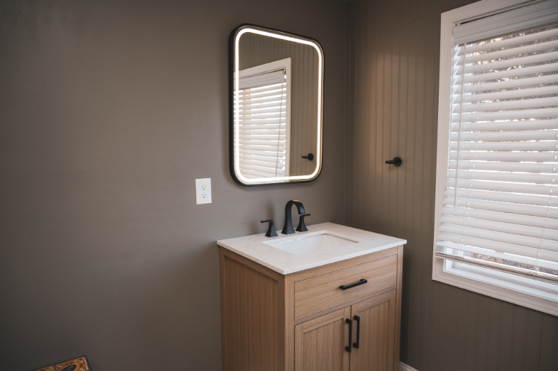 2655 Utica St - Photo 6 of 20