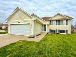 featured image of 505 Se Pleasant View Dr