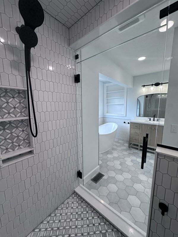 1599 Tucker Schoolhouse Rd - Photo 4 of 15