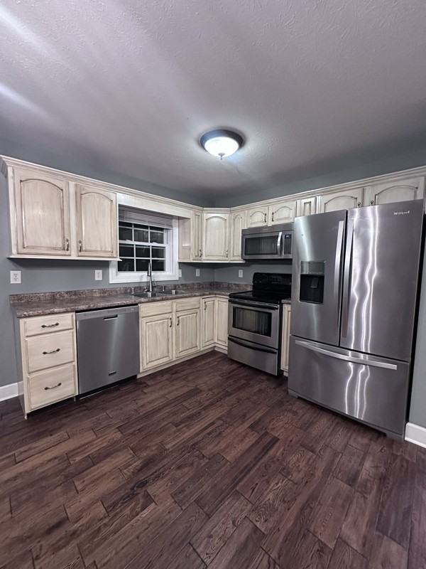 1599 Tucker Schoolhouse Rd - Photo 6 of 15