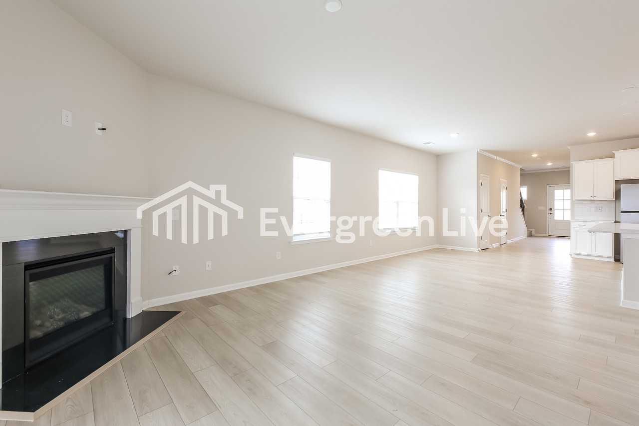 118 Farmwell Dr - Photo 5 of 16