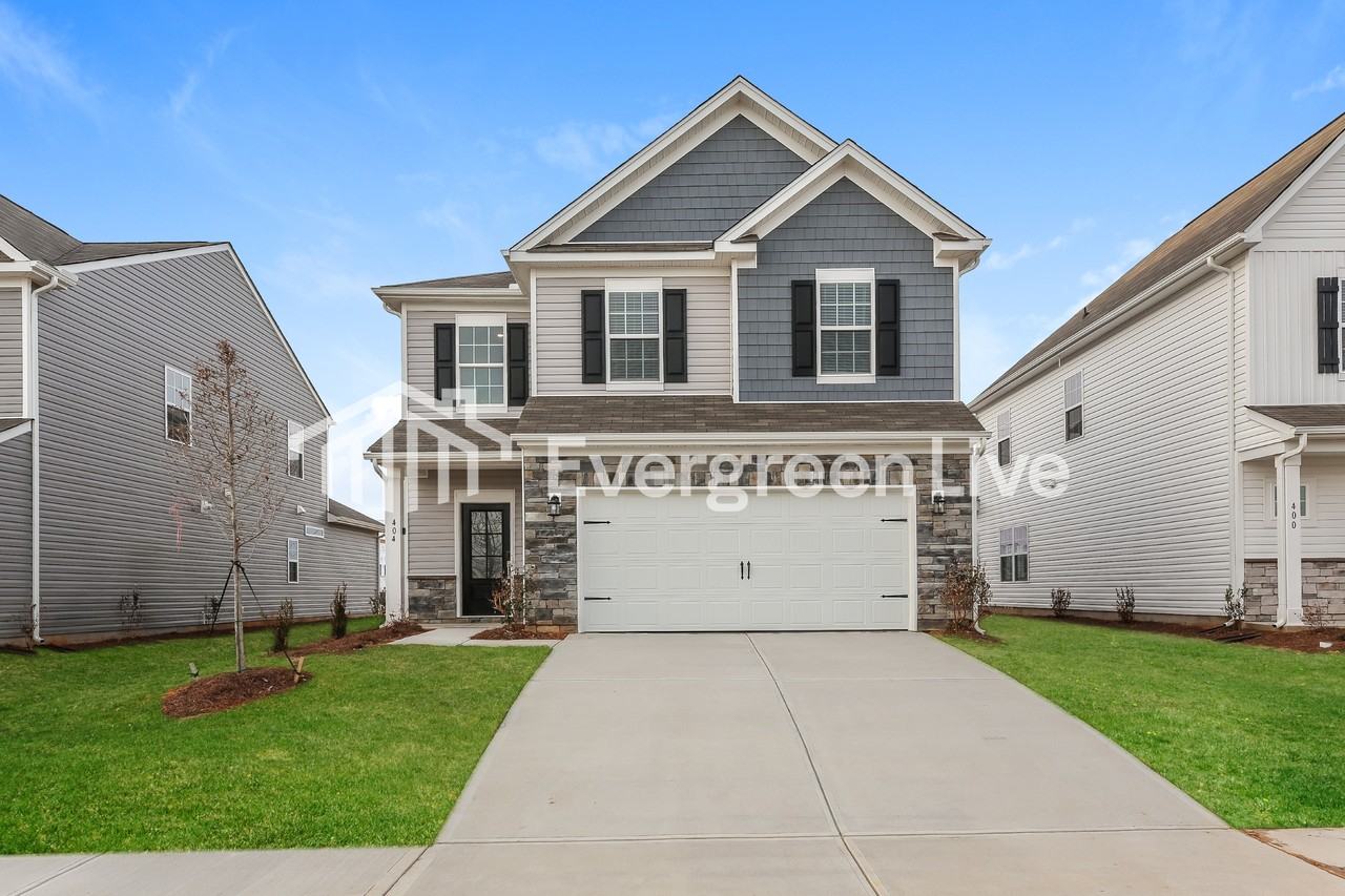 404 Lees Corner Ln - Photo 2 of 16