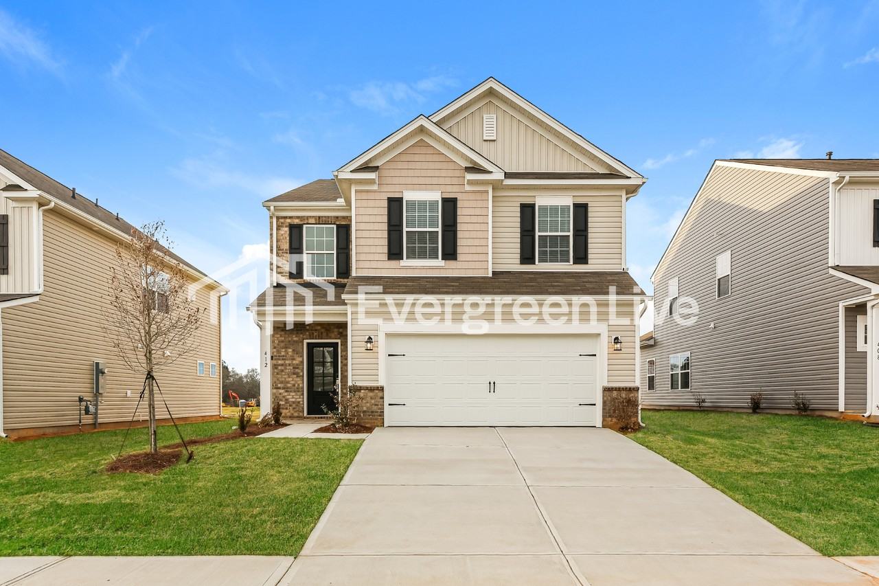 412 Lees Corner Ln - Photo 2 of 16