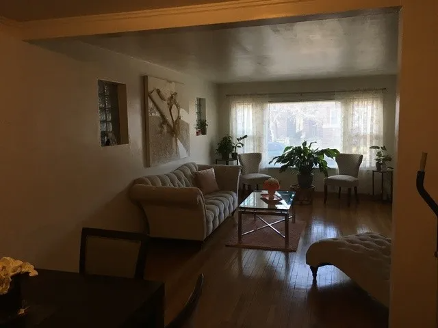 7827 S Ridgeland Ave #2 - Photo 2 of 11