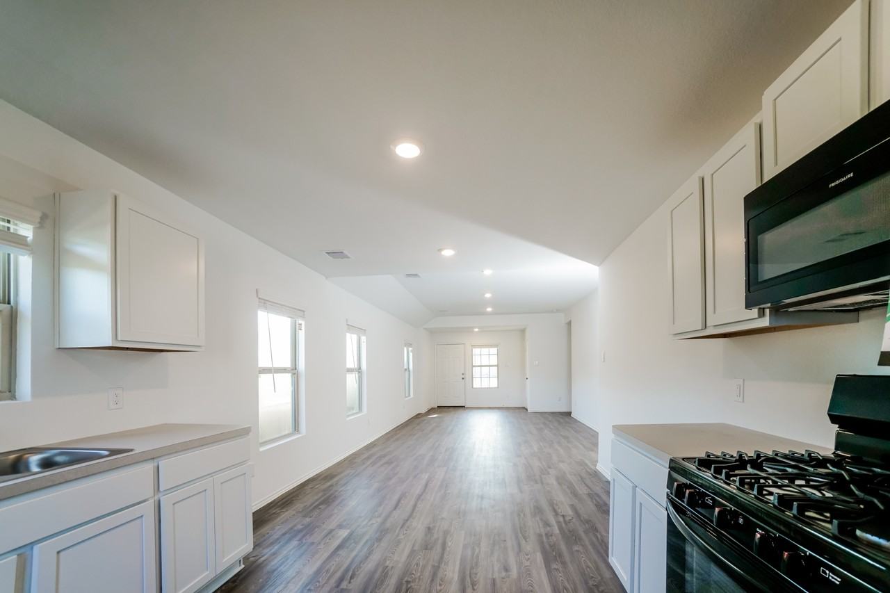 1718 Campos Ct - Photo 5 of 16