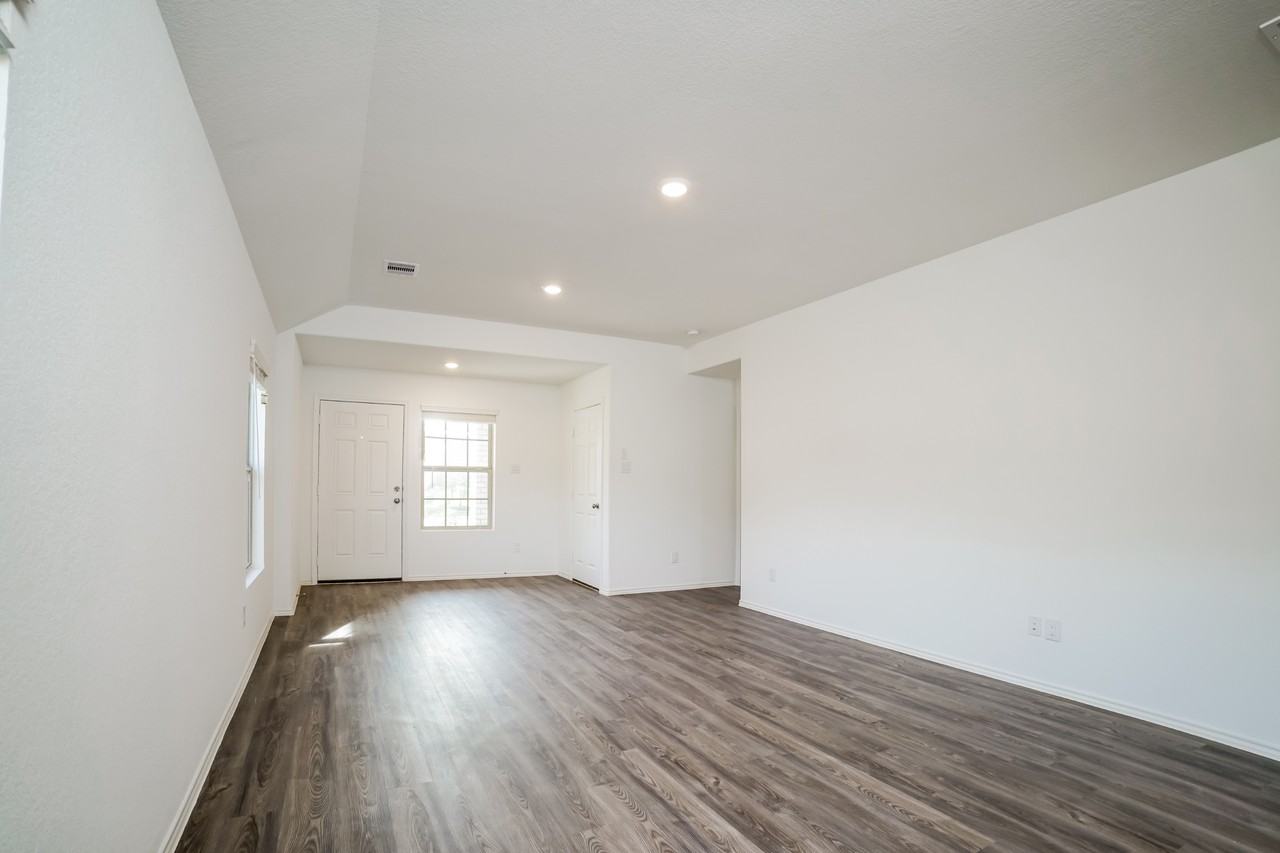 1718 Campos Ct - Photo 6 of 16