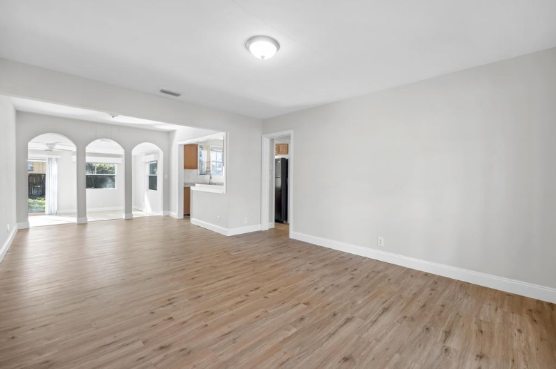 6562 Ector Ct - Photo 4 of 20