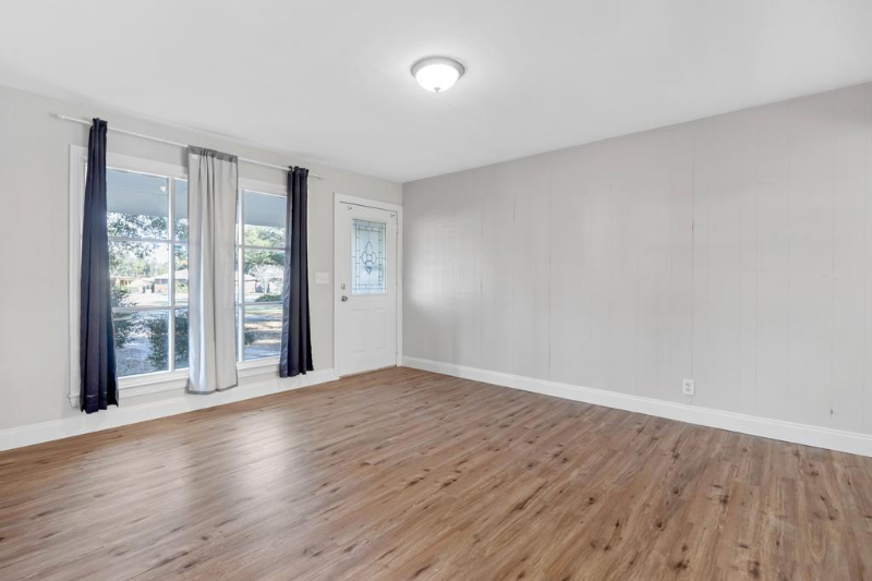 6562 Ector Ct - Photo 5 of 20