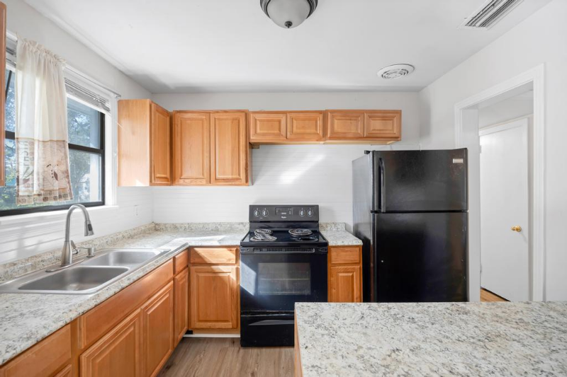 6562 Ector Ct - Photo 7 of 20