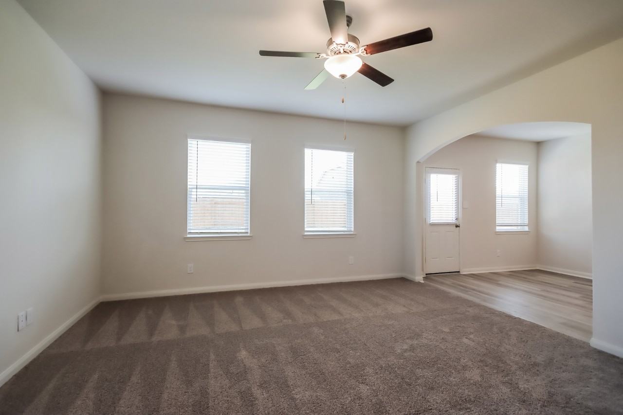 8414 Bermuda Blue Rd - Photo 2 of 19