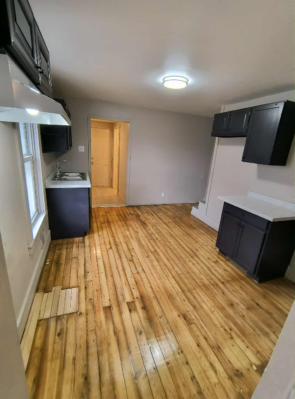 2231 Charles St - Photo 2 of 19