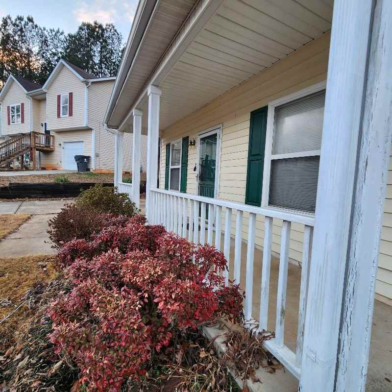 200 Glynn Addy Dr - Photo 3 of 17