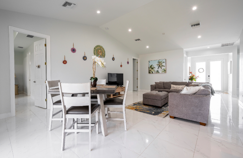 8357 Tahiti Rd - Photo 7 of 15