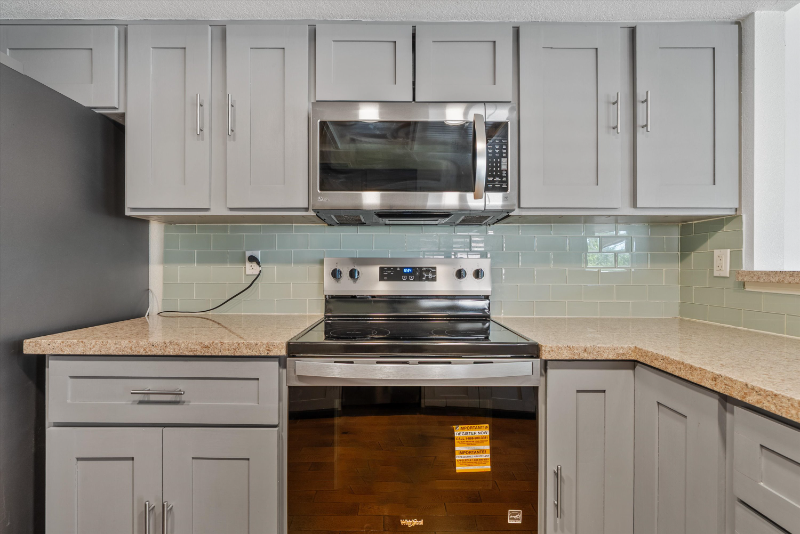 9632 N 58th Ln - Photo 6 of 19