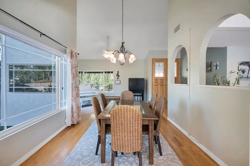 2802 Sierra Dr - Photo 7 of 20