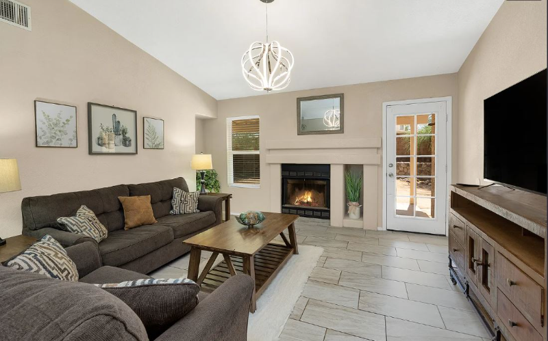 4285 W Plantation St - Photo 4 of 20