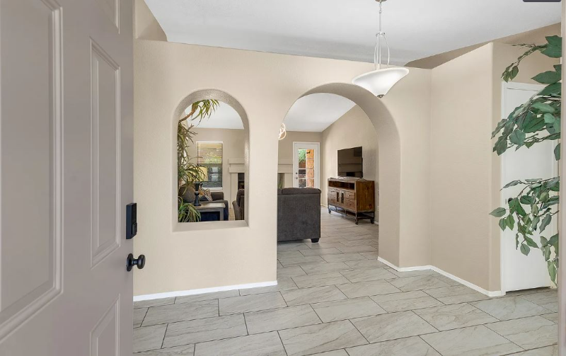 4285 W Plantation St - Photo 5 of 20