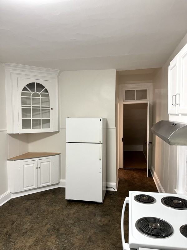 151 Chestnut St #1 - Photo 3 of 9