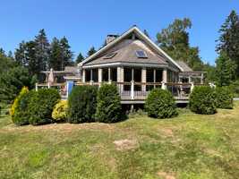 featured image of 68 Bonsey Ln