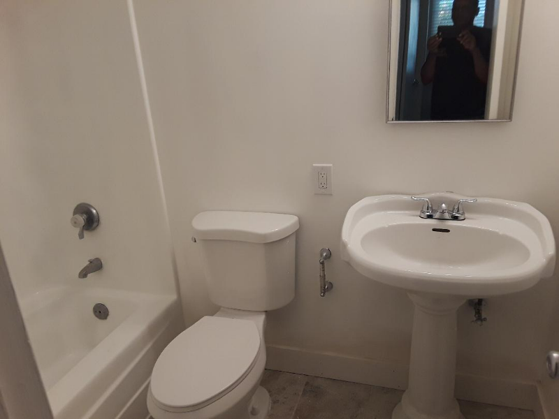 4852 W Frier Dr - Photo 2 of 12