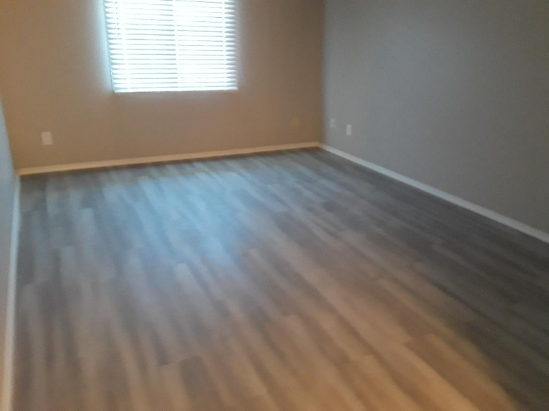 4852 W Frier Dr - Photo 3 of 12