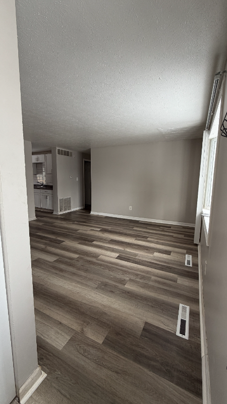 4169 Commander Ln - Photo 2 of 11