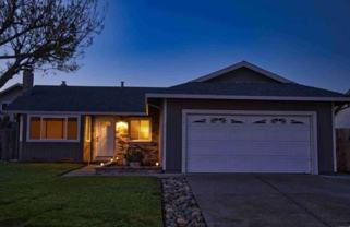 712 Magnolia Ct - Photo 1 of 1